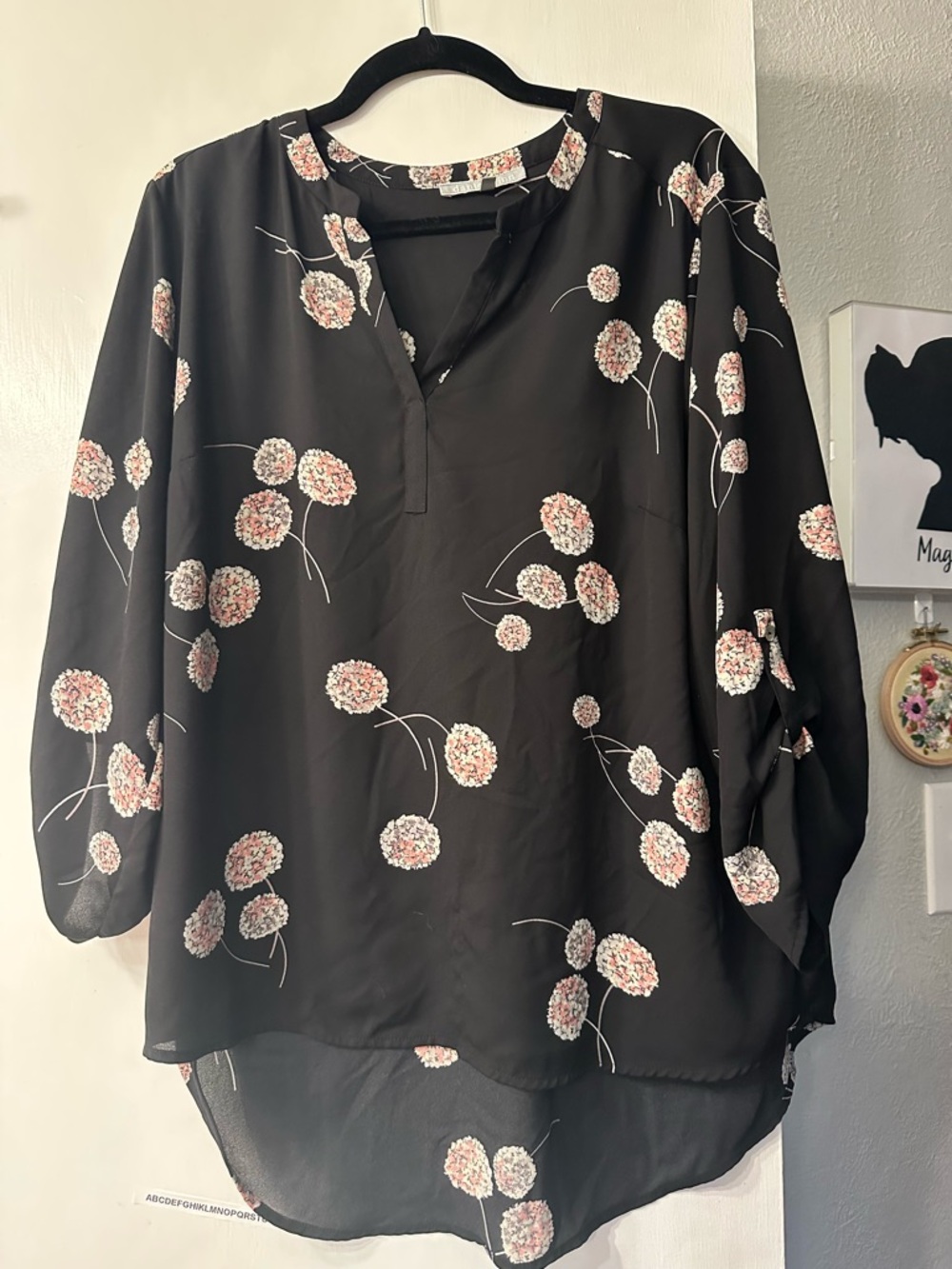 Daniel Rainn Black Floral Long-Sleeve Tunic Top